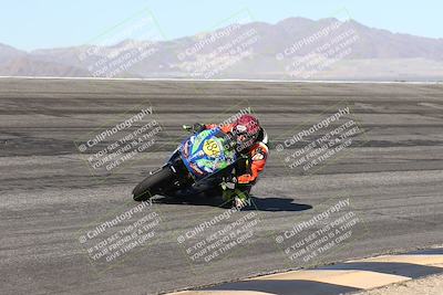 media/Jan-16-2026-CVMA Friday Practice (Fri) [[6f2bf47531]]/5-Racer 4-Trackday1/Session 2 (Bowl)/